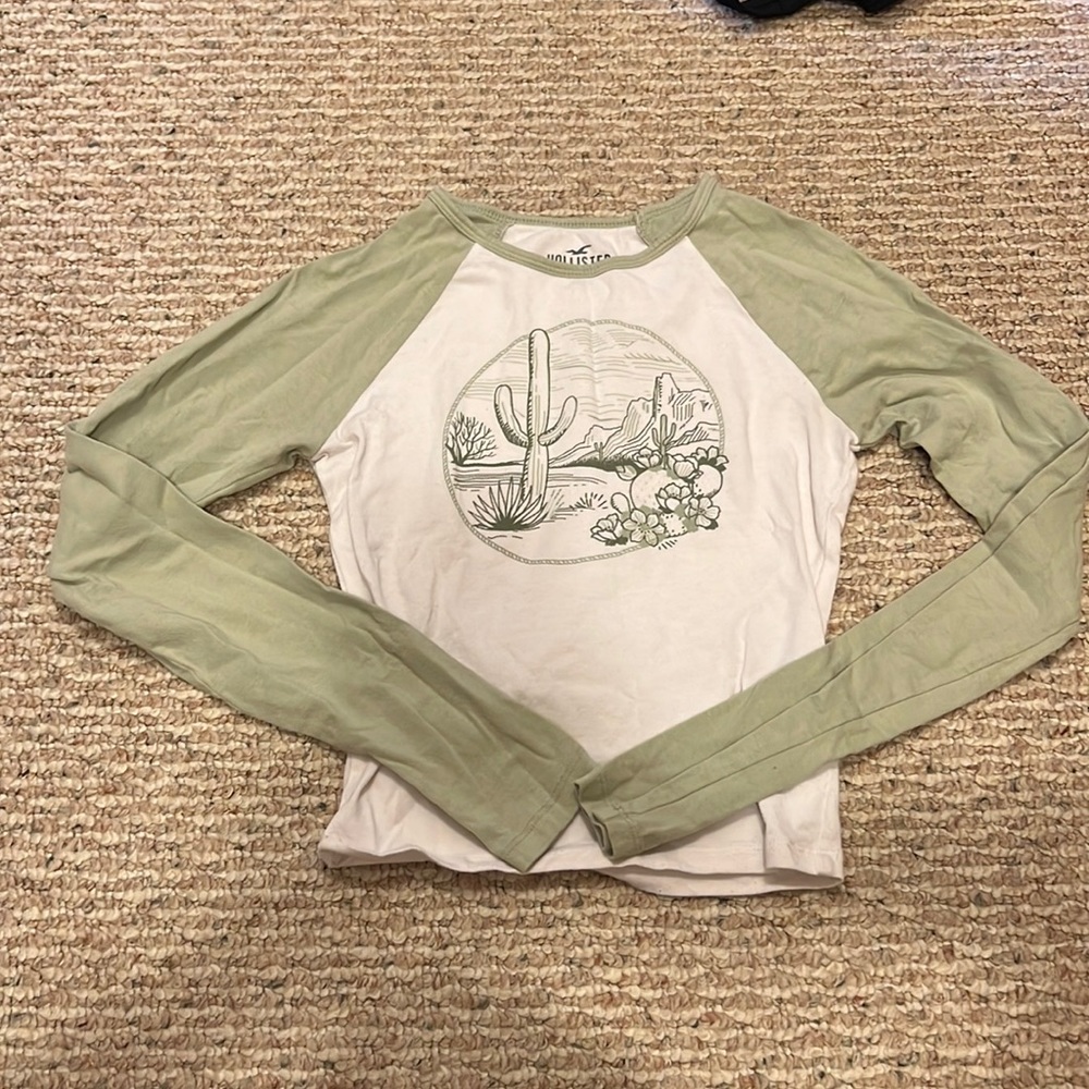 ling sleeve top